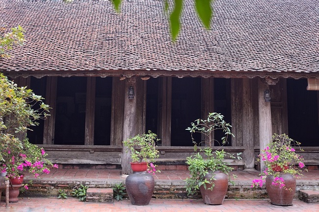 Duong Lam Village- Thay Pagoda: Private Wonder & Holy Tour