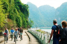 Lan Ha Bay Premium Cruise 2D1N – Luxury Group Tour