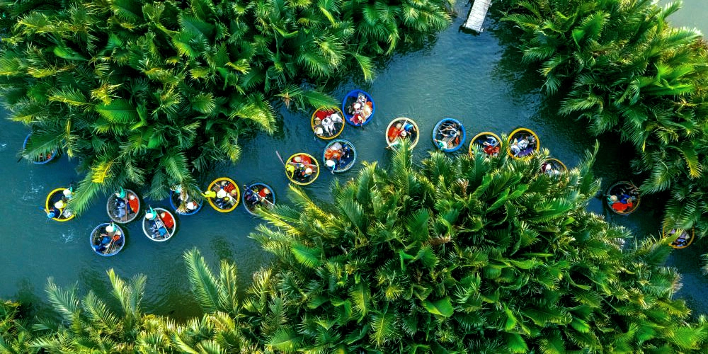 Cam Thanh Basket Boat Tour & Lantern Making: Timeless Heritage