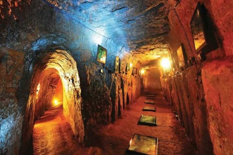 Vietnam DMZ Tour: A Poignant Historical Journey
