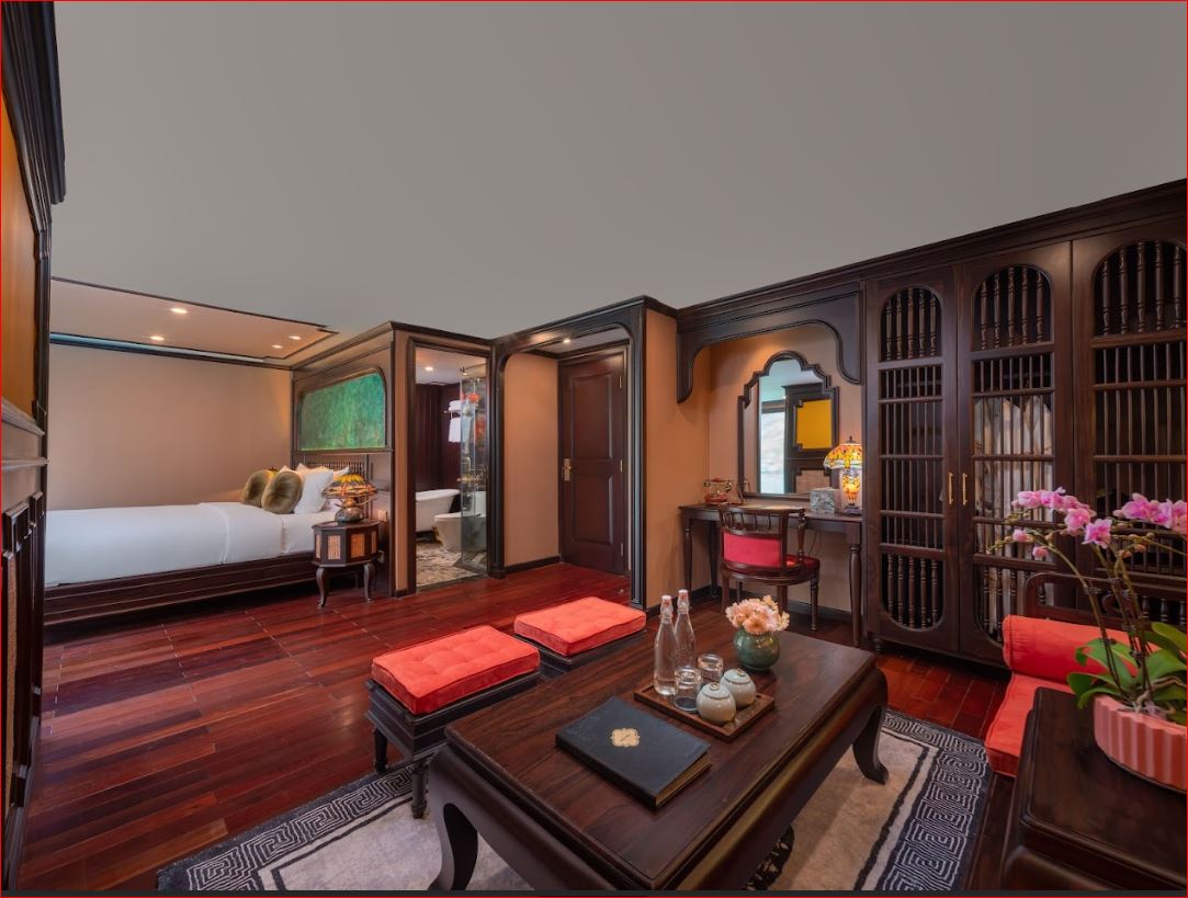 Indochine Grand Luxury Cruise: 5.5-Star Lan Ha Bay (2-3 Days)