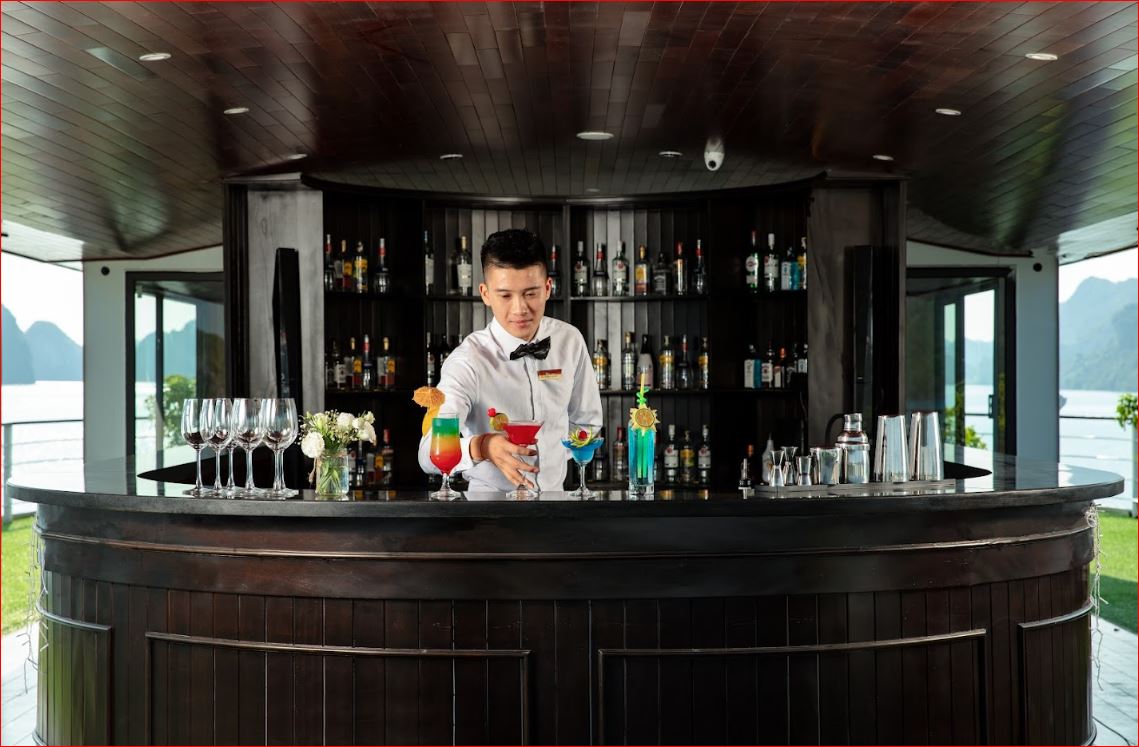 Mon Cheri Cruises: 5.5-Star Luxury Boutique in Lan Ha Bay