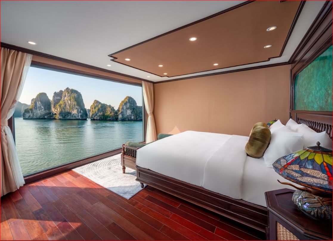 Indochine Grand Luxury Cruise: 5.5-Star Lan Ha Bay (2-3 Days)