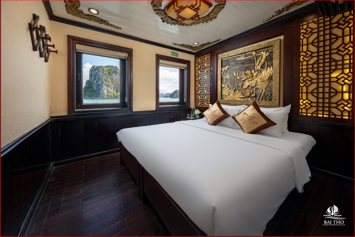 Treasure Junk: Boutique 4.5-Star Cruise in Bai Tu Long Bay