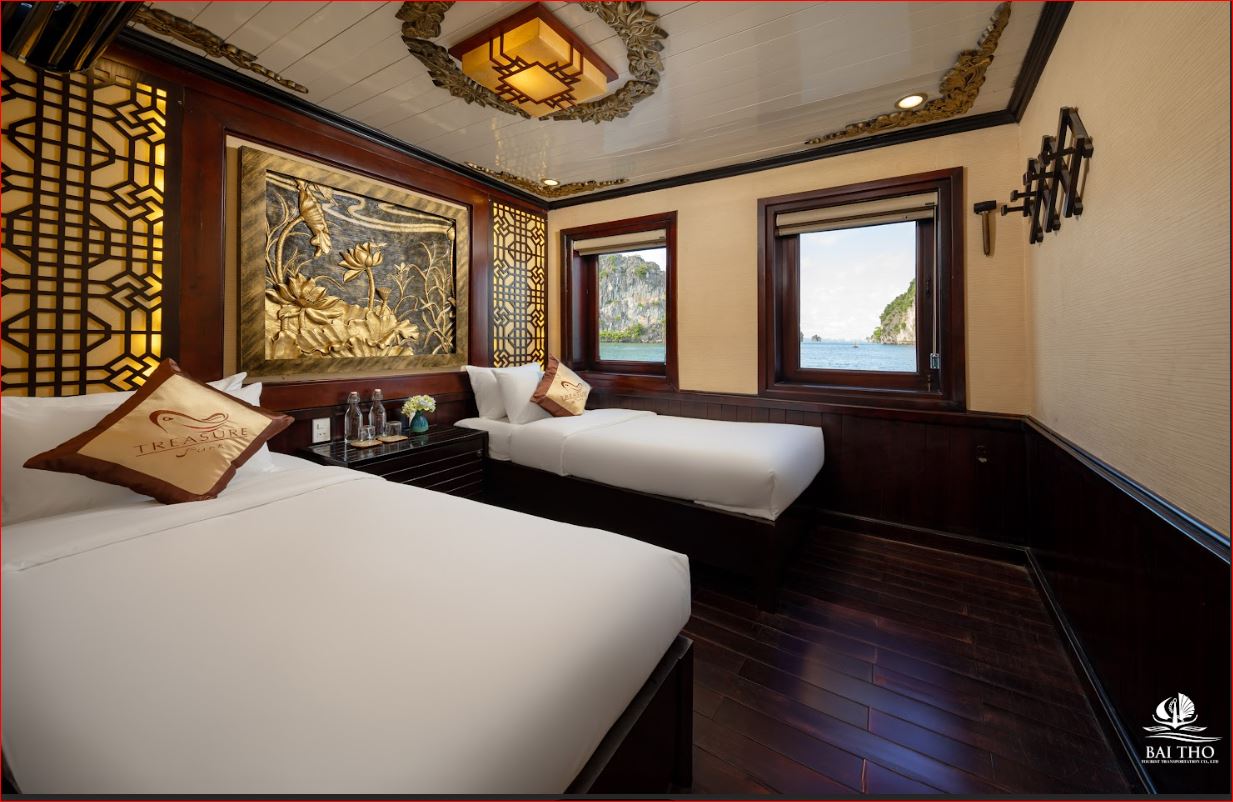 Treasure Junk: Boutique 4.5-Star Cruise in Bai Tu Long Bay