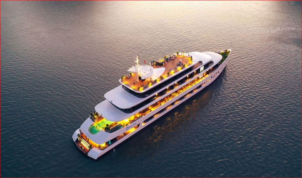 Elite of the Seas: 6 Star Luxury Cruise in Lan Ha Bay