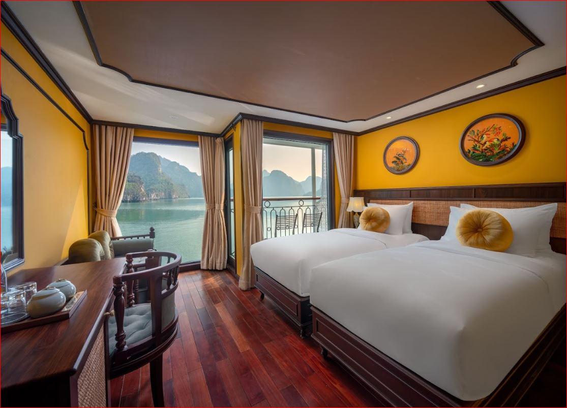 Indochine Grand Luxury Cruise: 5.5-Star Lan Ha Bay (2-3 Days)