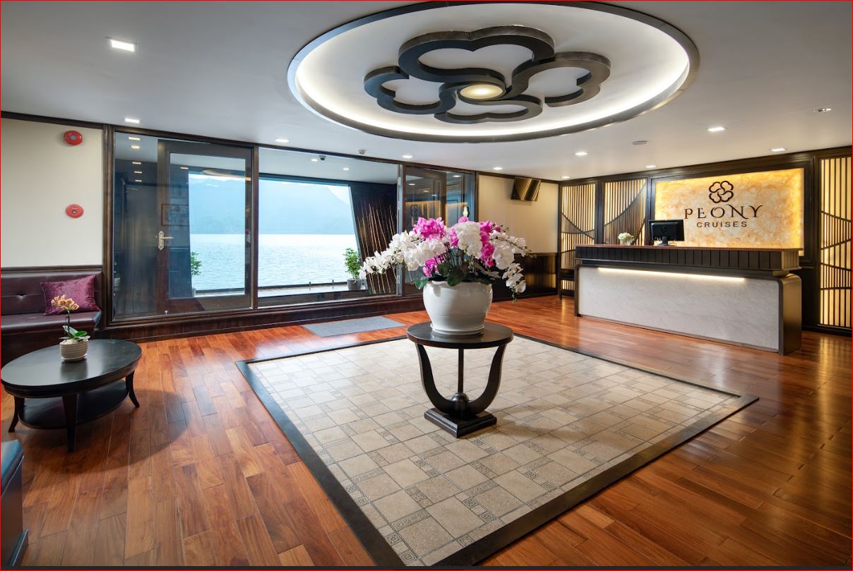 Peony Cruise: 5-Star Boutique Luxury in Lan Ha Bay
