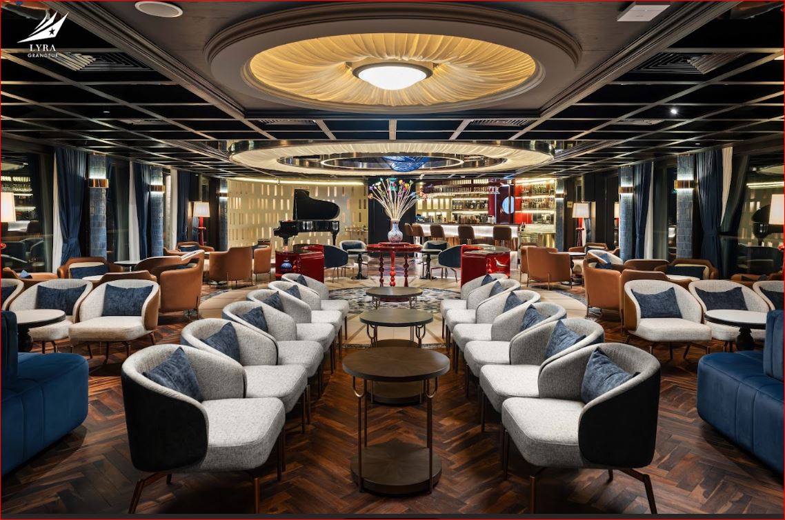 Lyra Grandeur Cruise: 6-Star Luxury Superyacht in Lan Ha Bay