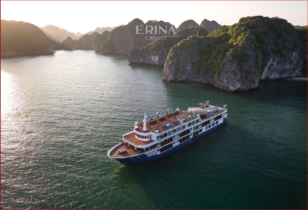 Erina Cruise: 5-Star Luxury Superyacht in Lan Ha Bay