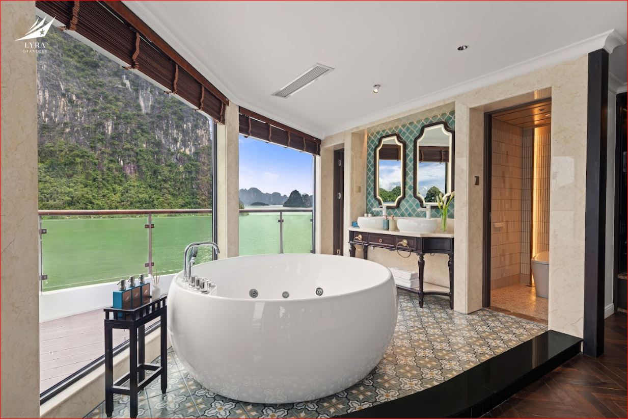 Lyra Grandeur Cruise: 6-Star Luxury Superyacht in Lan Ha Bay