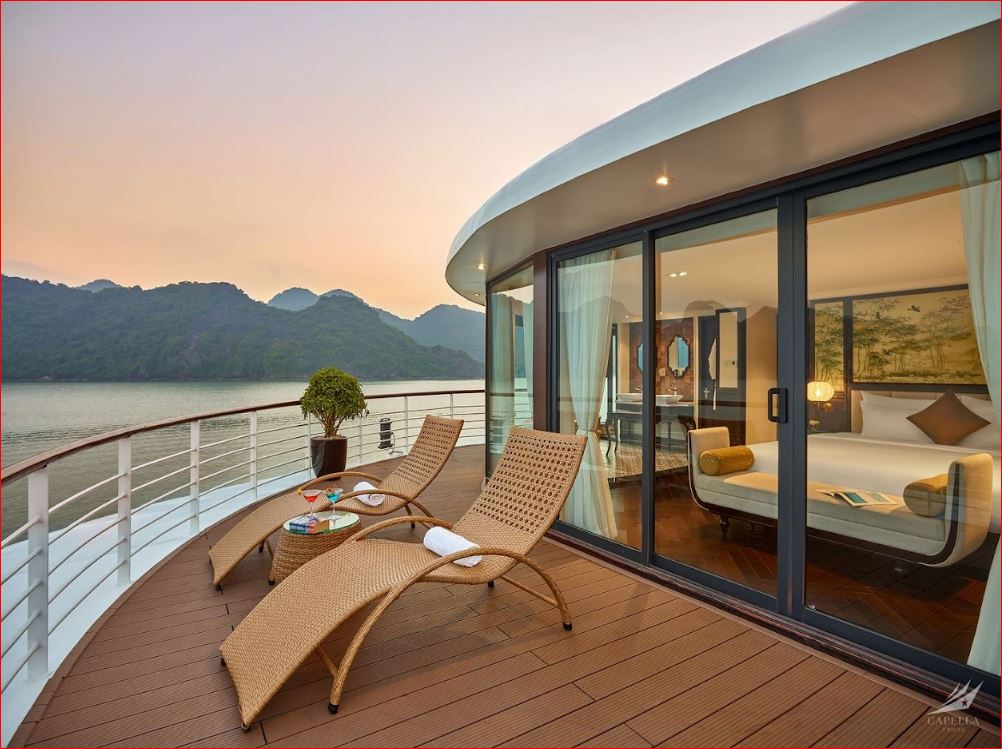 Capella Cruise: 6-Star Luxury Superyacht in Lan Ha Bay