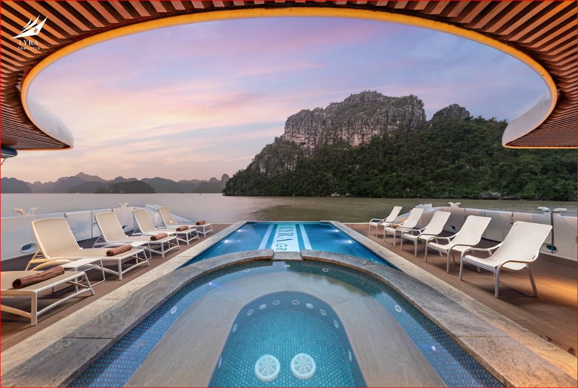 Lyra Grandeur Cruise: 6-Star Luxury Superyacht in Lan Ha Bay