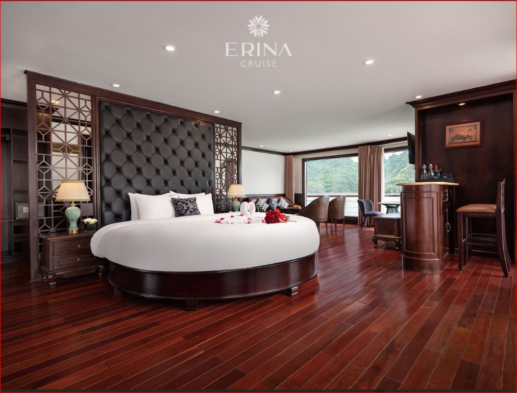 Erina Cruise: 5-Star Luxury Superyacht in Lan Ha Bay