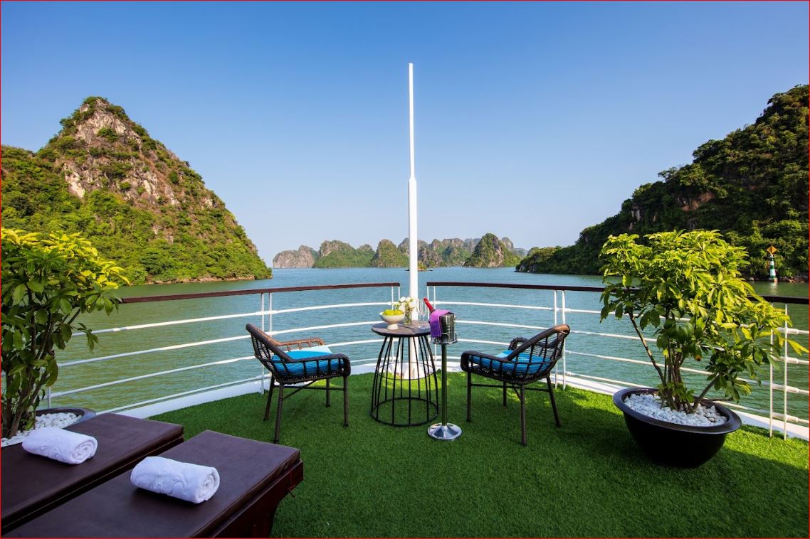Mon Cheri Cruises: 5.5-Star Luxury Boutique in Lan Ha Bay