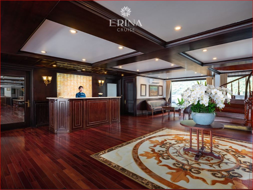 Erina Cruise: 5-Star Luxury Superyacht in Lan Ha Bay