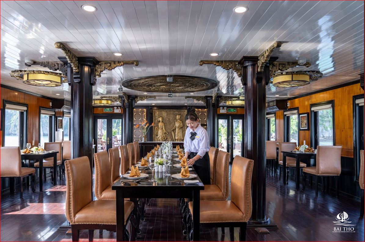 Treasure Junk: Boutique 4.5-Star Cruise in Bai Tu Long Bay