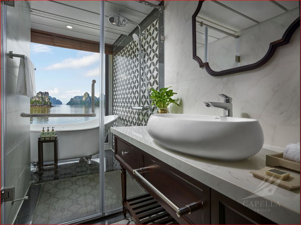 Capella Cruise: 6-Star Luxury Superyacht in Lan Ha Bay