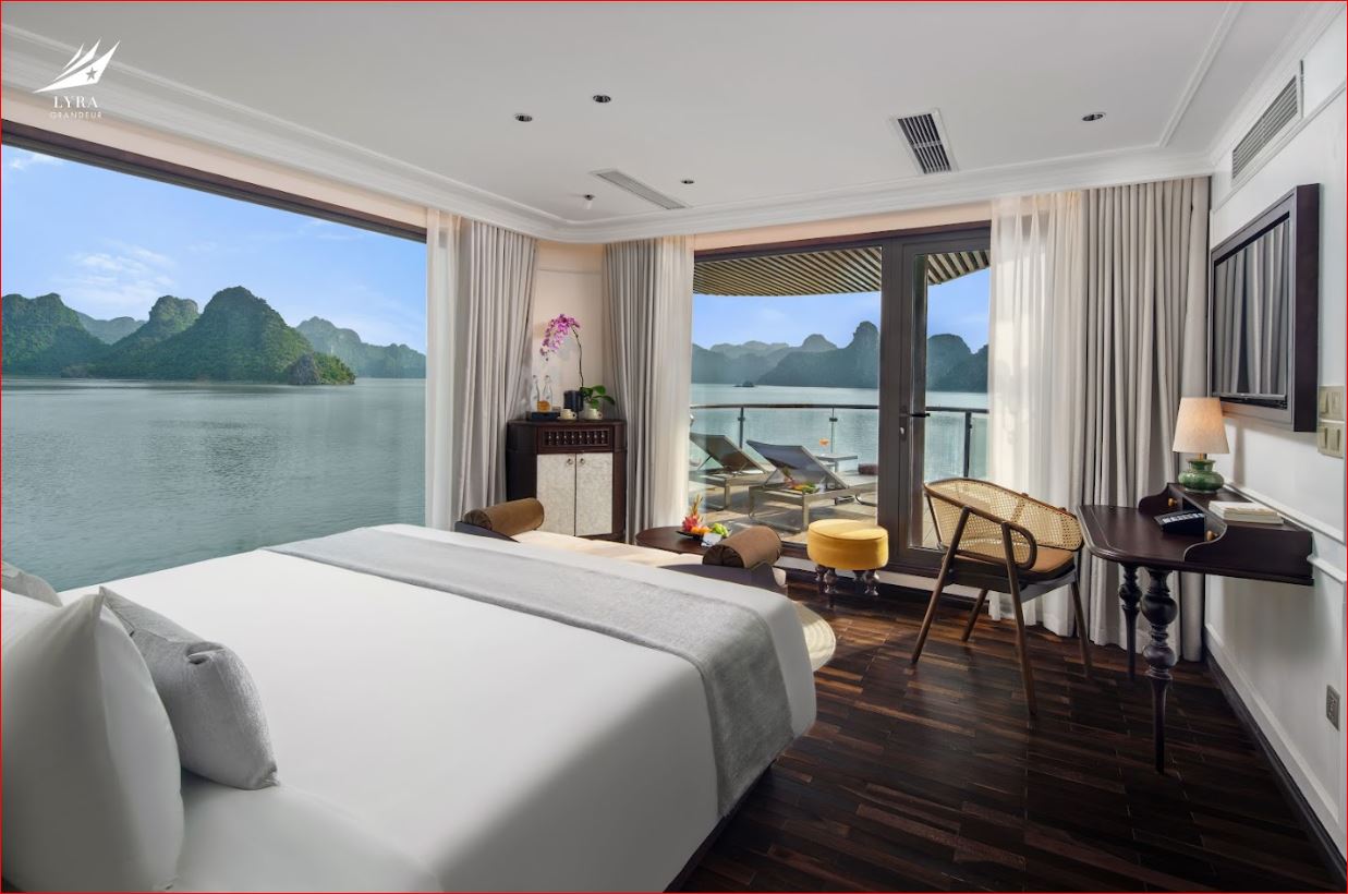 Lyra Grandeur Cruise: 6-Star Luxury Superyacht in Lan Ha Bay