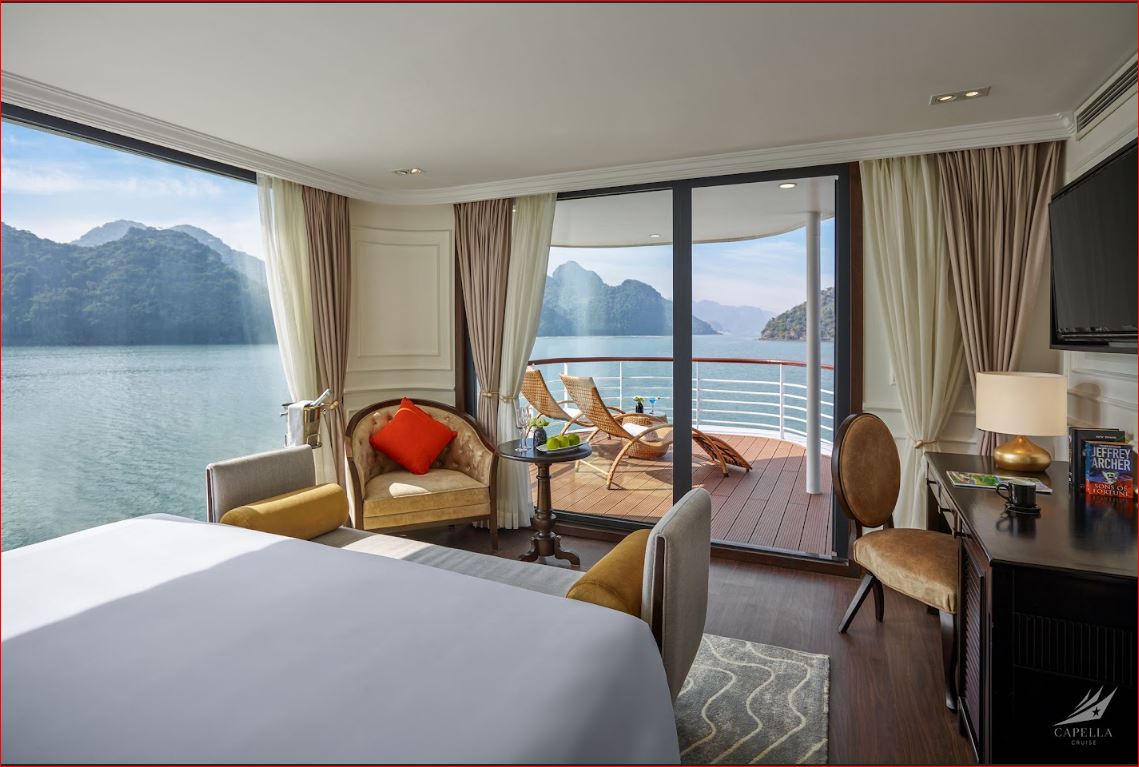 Capella Cruise: 6-Star Luxury Superyacht in Lan Ha Bay