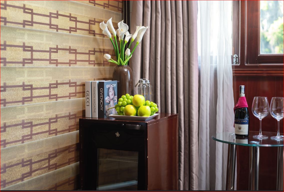 Swan 4-Star Cruise: Authentic Boutique in Bai Tu Long Bay