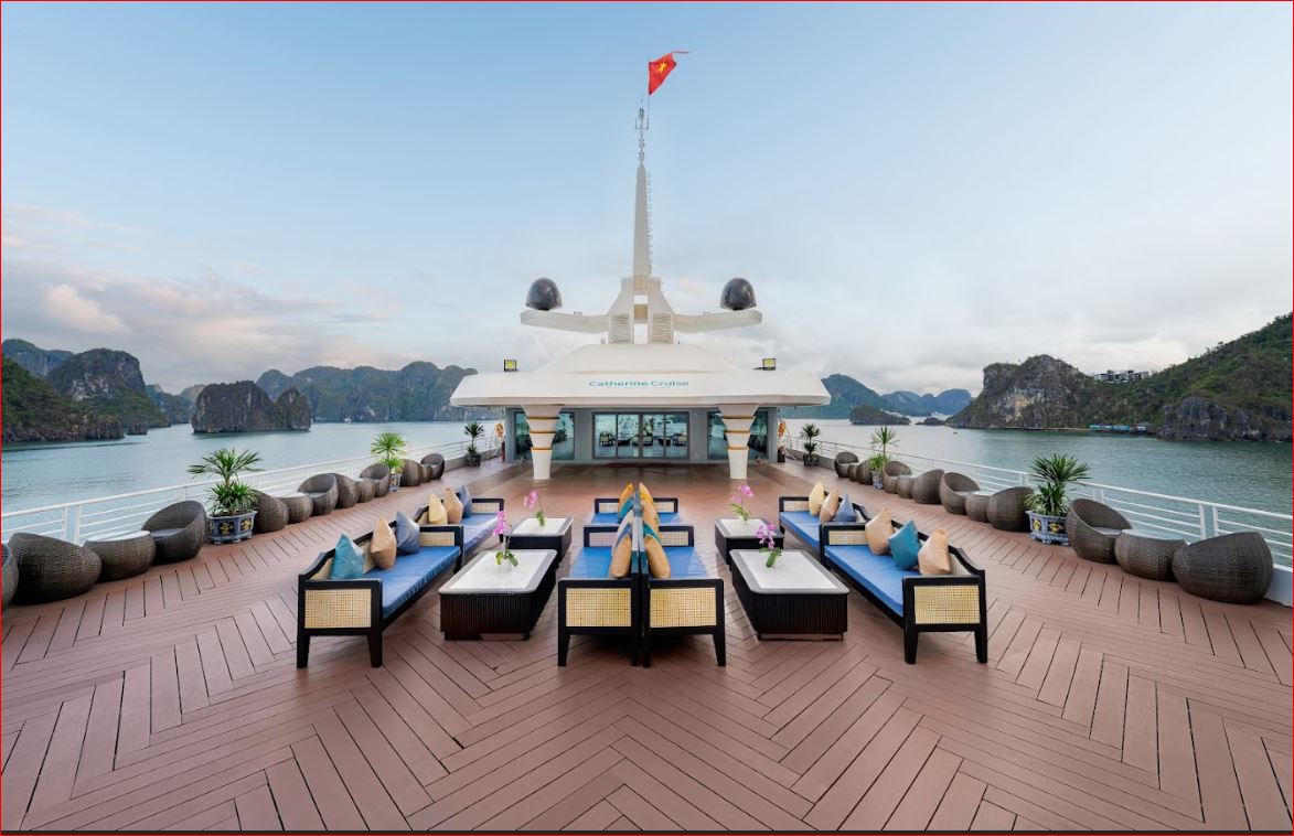 Catherine Cruise: 6-Star Luxury Superyacht in Ha Long Bay