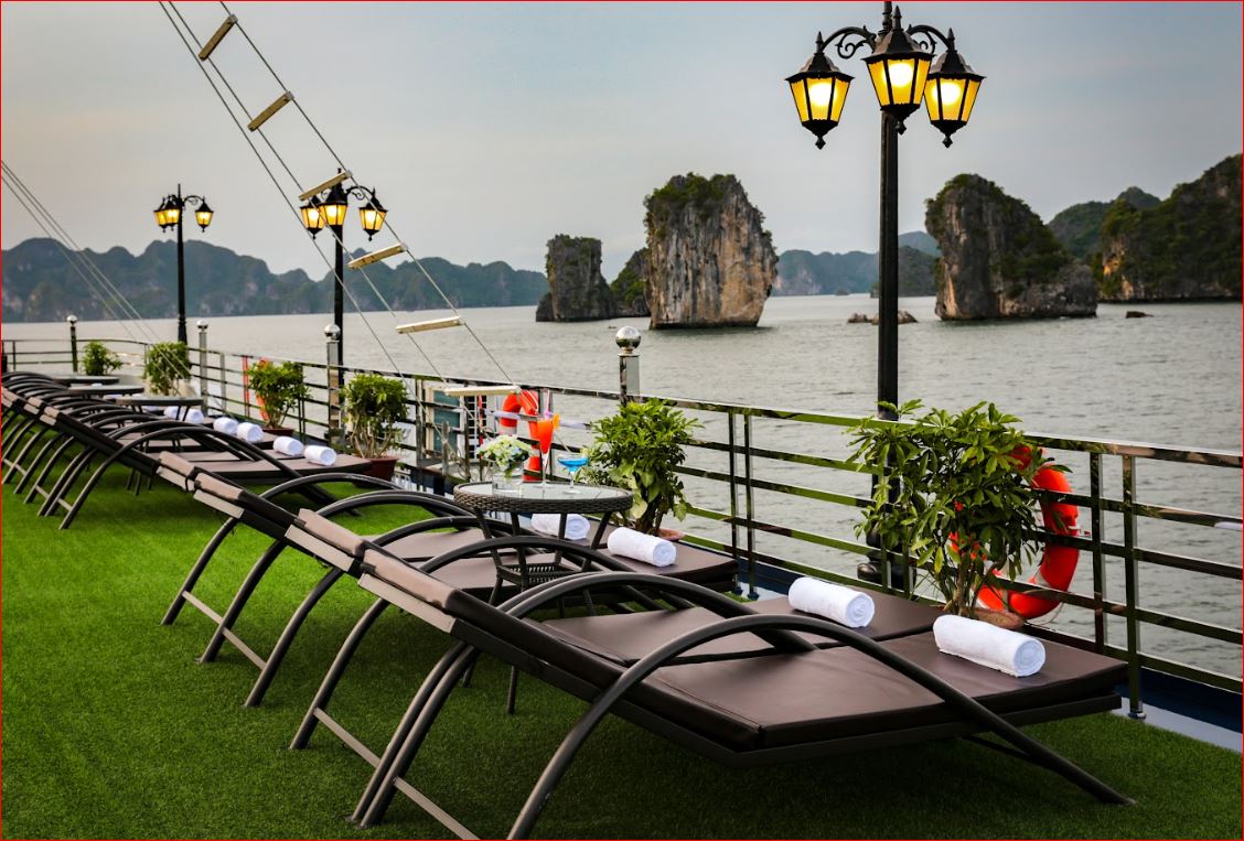 La Pandora 4.5-Star Cruise: Lan Ha Bay 2 & 3 Day Tours
