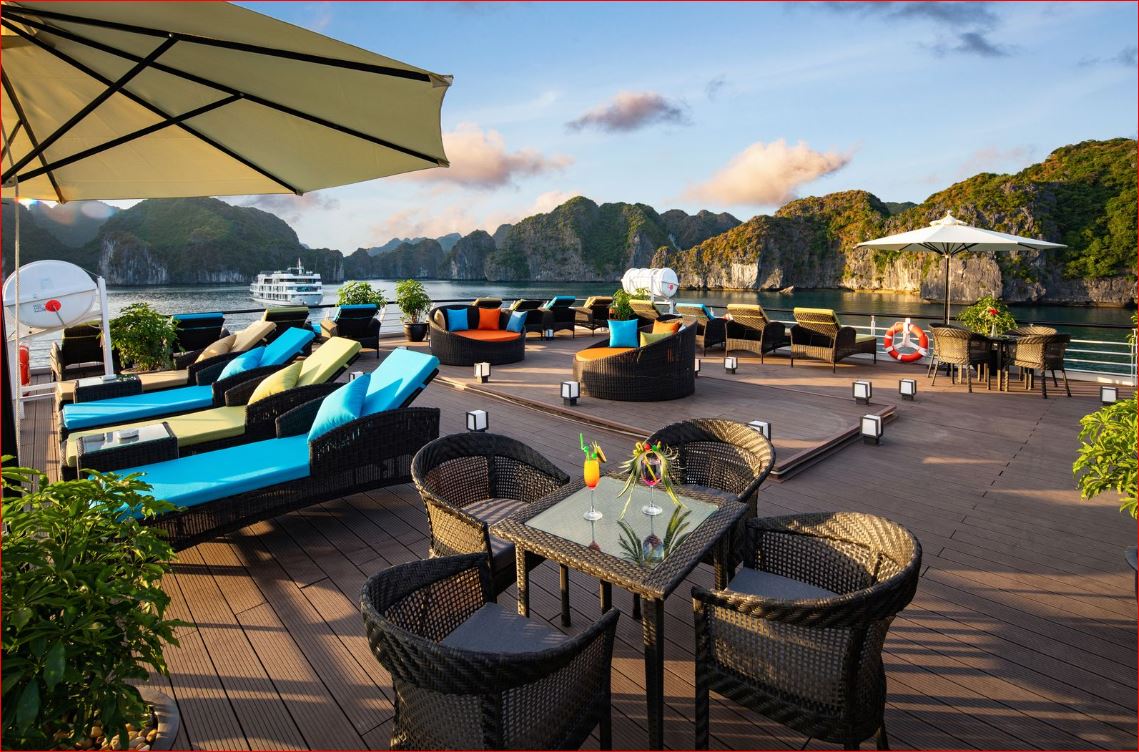 Stella of the Seas: 6-Star Luxury Cruise in Lan Ha Bay
