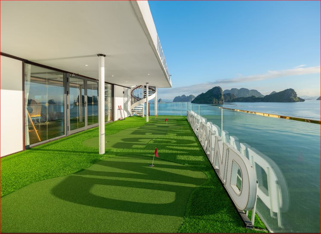 Indochine Grand Luxury Cruise: 5.5-Star Lan Ha Bay (2-3 Days)