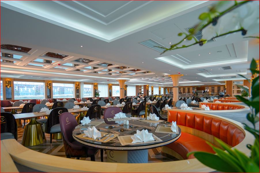 Luna Halong Cruise: Luxury 550-Guest & First Glass-Bottom Pool