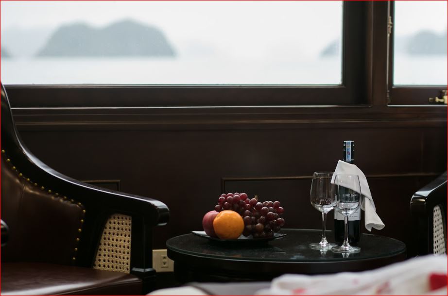 La Regina Royal: Luxury 4 Star Cruise in Ha Long Bay