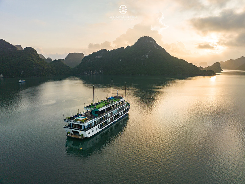 La Casta Cruise – 5-Star Luxury Lan Ha Bay Escape