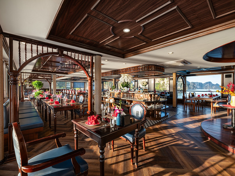 La Casta Regal 5 – Star Cruise: Exclusive Lan Ha Bay Discovery