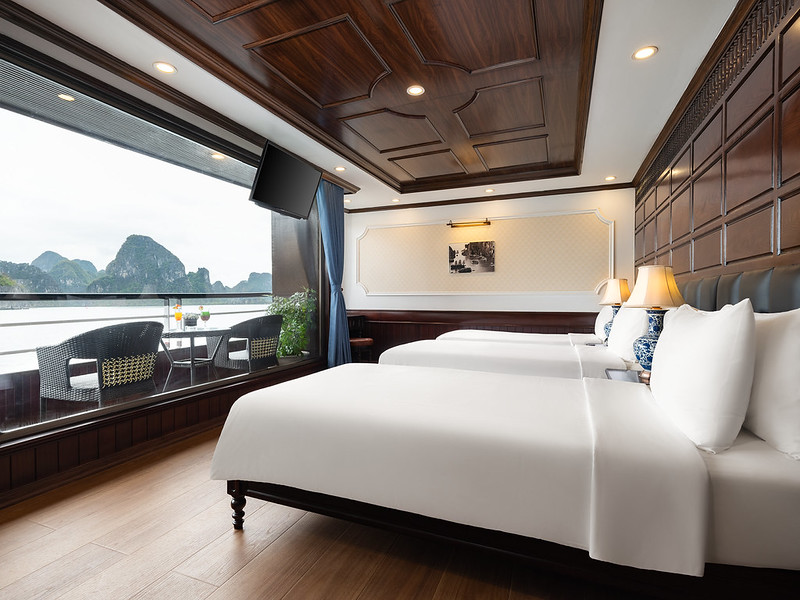 La Casta Regal 5 – Star Cruise: Exclusive Lan Ha Bay Discovery