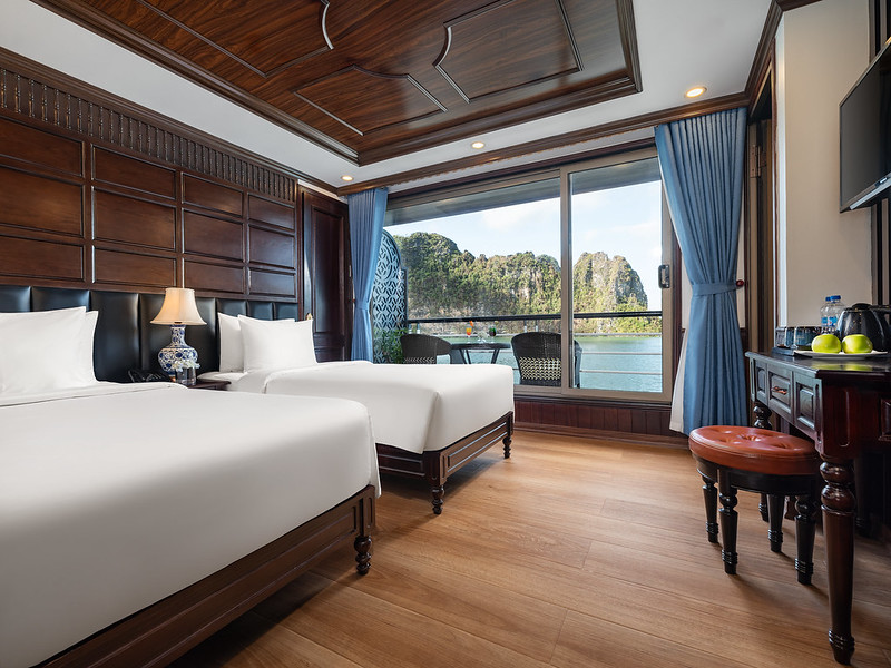 La Casta Regal 5 – Star Cruise: Exclusive Lan Ha Bay Discovery