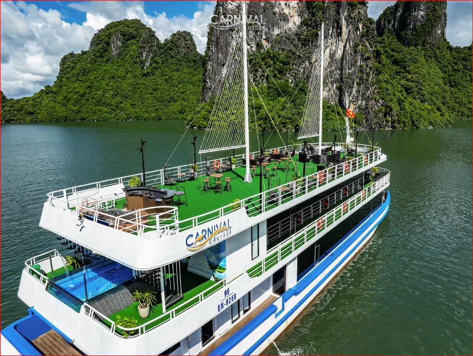 Carnival Cruise: 7-Hour Halong Bay & 4-Season Jacuzzi Tour