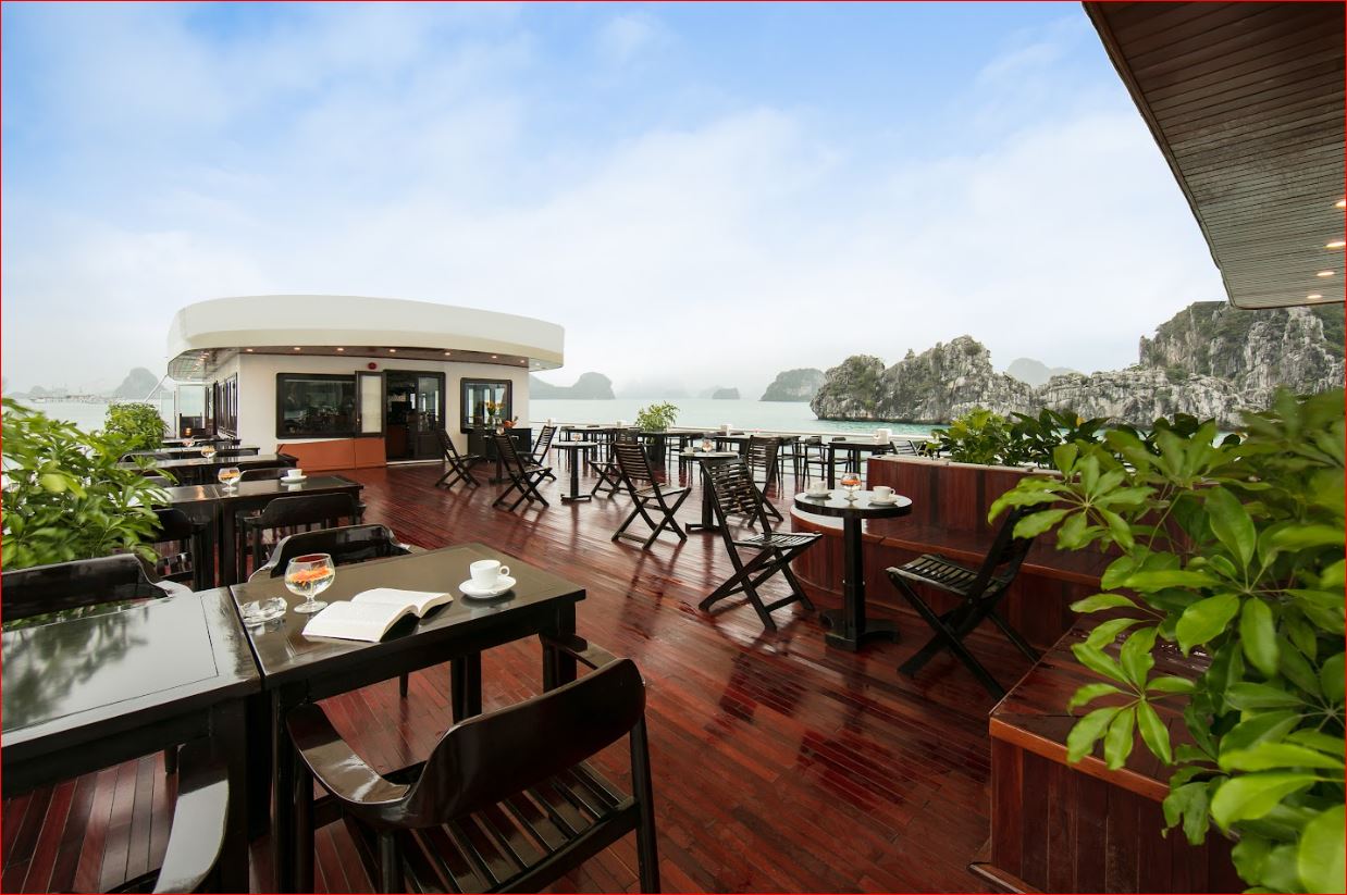 La Regina Royal: Luxury 4 Star Cruise in Ha Long Bay