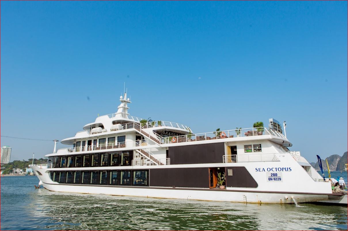 Sea Octopus Halong Bay: Luxury Culinary & Sunset Cruise