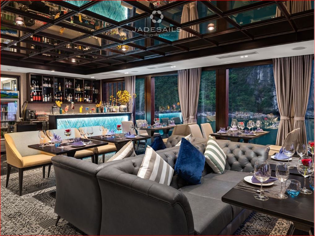 Jade Sails Lan Ha Bay: Top-Class Luxury Day Cruise