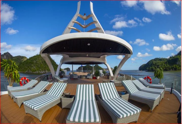 Serenity Grandeur: Cat Ba’s Largest 5-Star Luxury Day Cruise