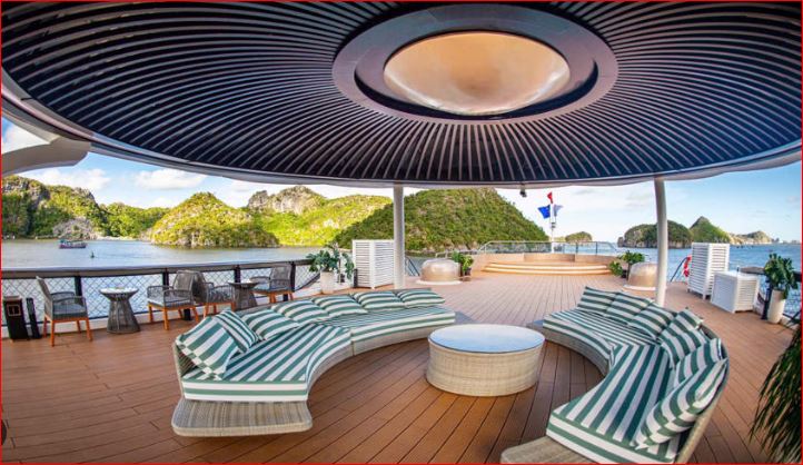 Serenity Grandeur: Cat Ba’s Largest 5-Star Luxury Day Cruise
