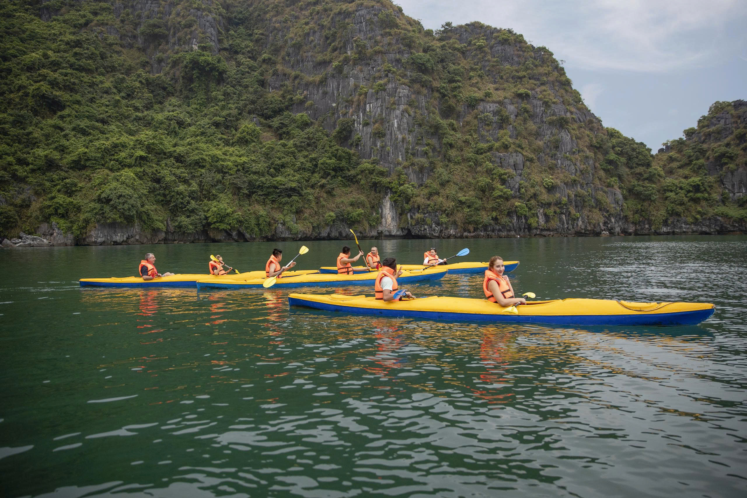 Mila Grand Cruise: Indochine Masterpiece 5 Star in Lan Ha Bay